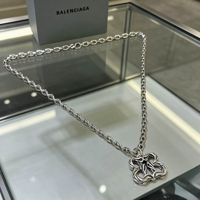 Balenciaga Necklace 06yxs28
